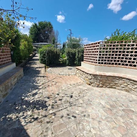Gasthaus Spoleto By The Pool Exterior foto