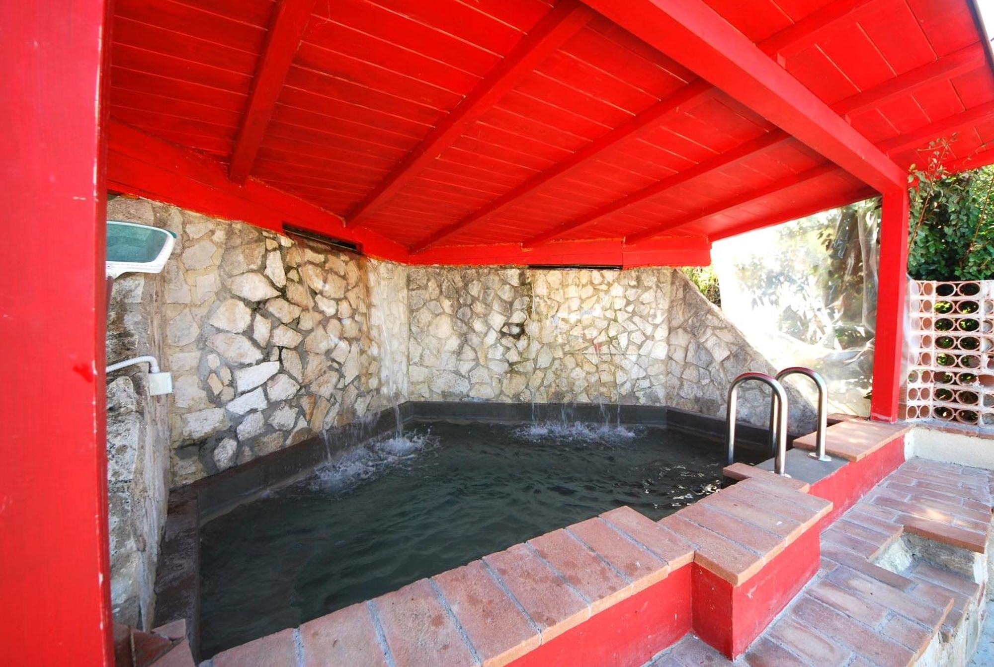 Gasthaus Spoleto By The Pool Exterior foto