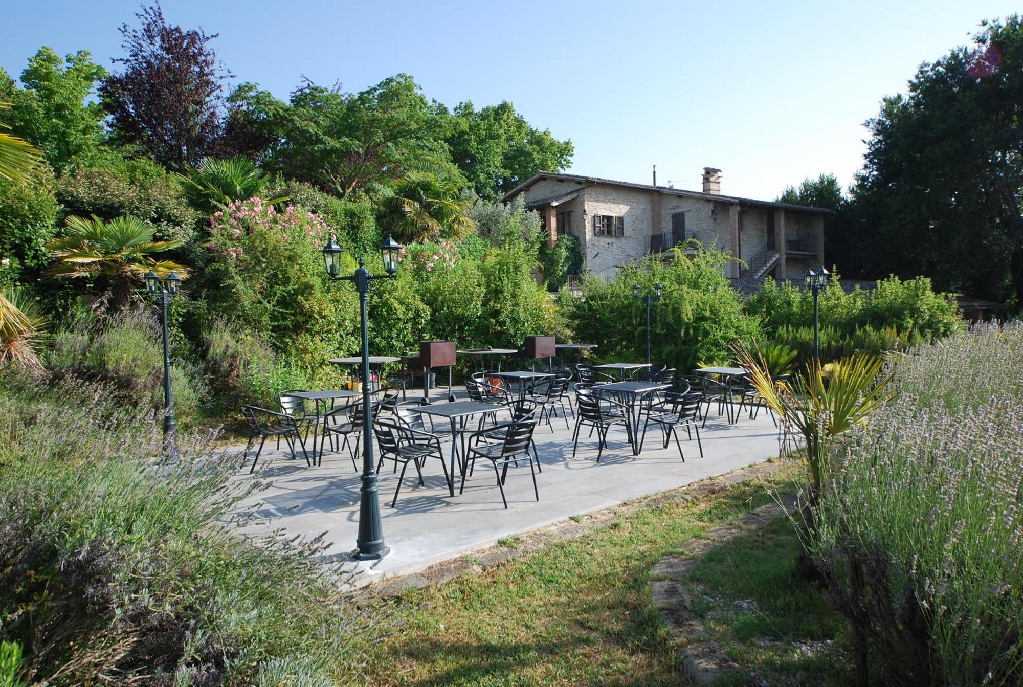 Gasthaus Spoleto By The Pool Exterior foto