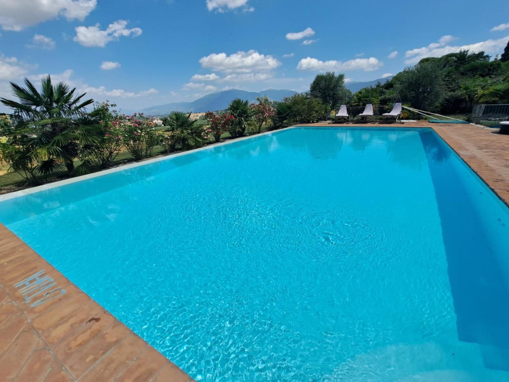 Gasthaus Spoleto By The Pool Exterior foto