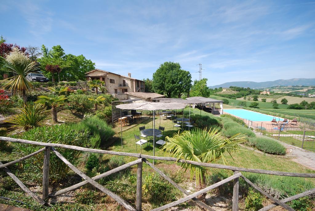 Gasthaus Spoleto By The Pool Exterior foto