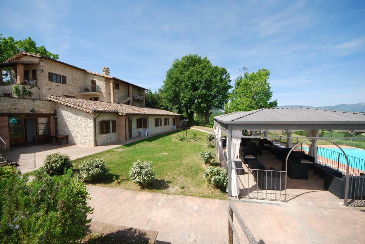 Gasthaus Spoleto By The Pool Exterior foto